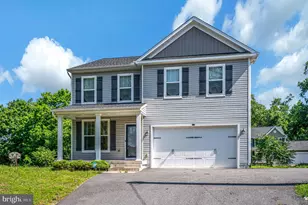 121 Forbes St, Fredericksburg, VA 22405 - Photo 2