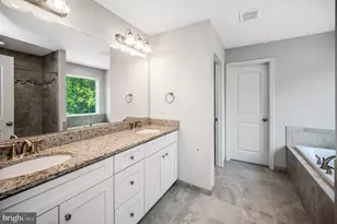 121 Forbes St, Fredericksburg, VA 22405 - Photo 18