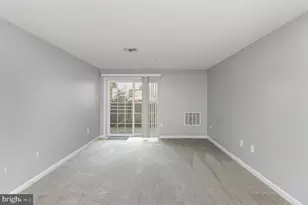 100 Grosvenor Ln, Stafford, VA 22556 - Photo 8
