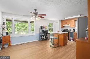 808 Cresthill Rd, Fredericksburg, VA 22405 - Photo 8