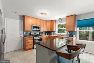 96 Holly Cir, Fredericksburg, VA 22405 - Photo 14