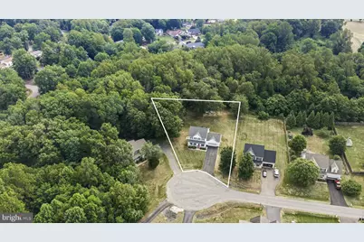 143 Greenway St, Fredericksburg, VA 22405 - Photo 2