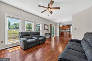 6 Monarch Ct, Stafford, VA 22554 - Photo 8