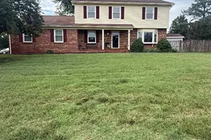 2123 Matthew Ln, Fredericksburg, VA 22405 - Photo 2