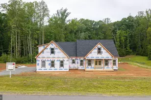 38 Dahlia Ln, Fredericksburg, VA 22406 - Photo 2