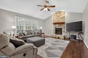 5 Oliver Ct, Fredericksburg, VA 22406 - Photo 18