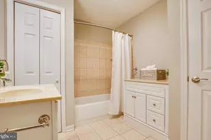 302 Grosvenor Ln, Stafford, VA 22556 - Photo 2