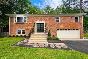 12 Clover Hill Dr, Stafford, VA 22556 - Photo 1