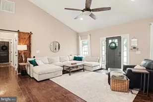 229 Colebrook Rd, Fredericksburg, VA 22405 - Photo 4