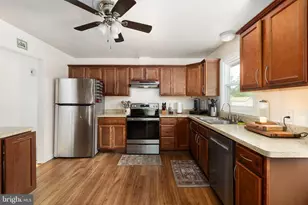 2 Wynngate Ct, Fredericksburg, VA 22405 - Photo 16