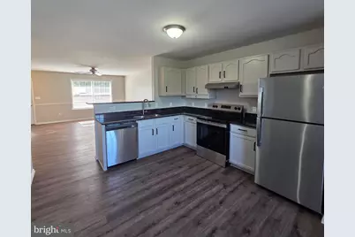 408 Munsons Hill Court, Stafford, VA 22554 - Photo 8