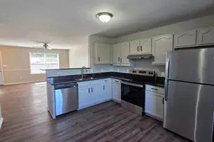 408 Munsons Hill Ct, Stafford, VA 22554 - Photo 8