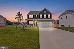 105 Mckittrick Dr, Stafford, VA 22554 - Photo 2