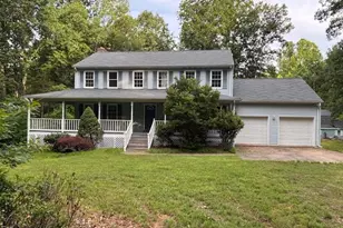 57 Acorn Ridge Ct, Fredericksburg, VA 22406 - Photo 1