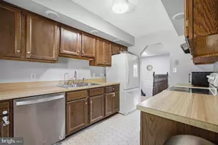 2080 Mountain View Rd, Stafford, VA 22556 - Photo 10