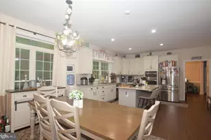 32 Monument Dr, Stafford, VA 22554 - Photo 2