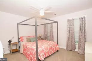 32 Monument Dr, Stafford, VA 22554 - Photo 6