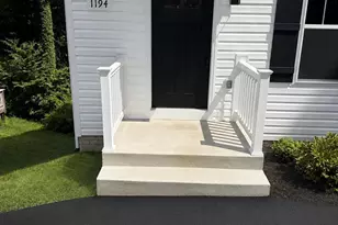 1194 Holly St, Fredericksburg, VA 22405 - Photo 2