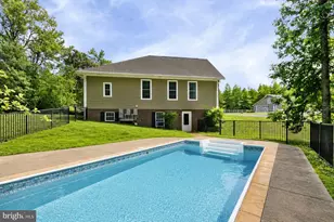 24 Rita Ln, Fredericksburg, VA 22405 - Photo 2