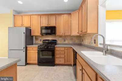 76 Denison Street, Fredericksburg, VA 22406 - Photo 2