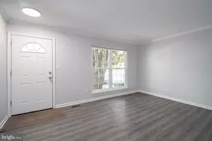 309 Bentley Ct, Stafford, VA 22554 - Photo 2