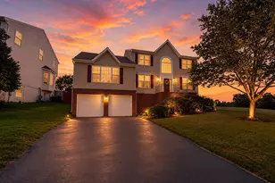 19 Masters Dr, Stafford, VA 22554 - Photo 1