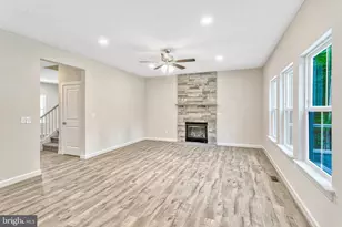 172 Wood Landing Rd, Fredericksburg, VA 22405 - Photo 6