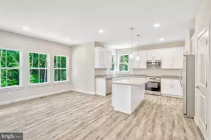 172 Wood Landing Rd, Fredericksburg, VA 22405 - Photo 14
