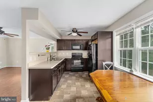 70 Grove Ln, Fredericksburg, VA 22406 - Photo 42