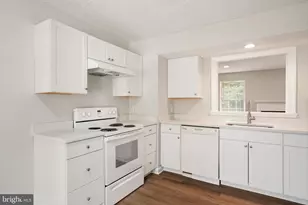 809 Knollwood Ct, Stafford, VA 22554 - Photo 10
