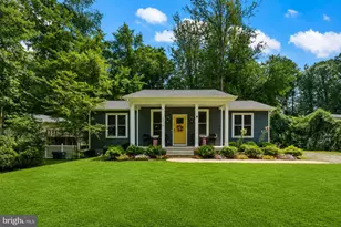 1210 Amherst Ave, Fredericksburg, VA 22405 - Photo 2