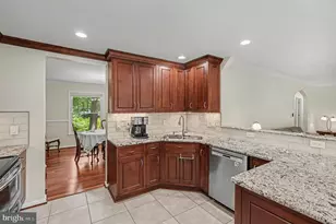 2021 Buoy Dr, Stafford, VA 22554 - Photo 10