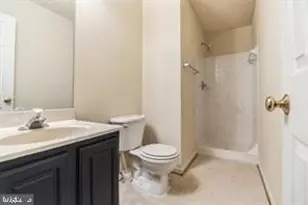 106 Charles St, Fredericksburg, VA 22405 - Photo 18