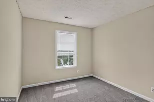 106 Charles St, Fredericksburg, VA 22405 - Photo 12