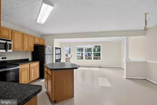 106 Charles St, Fredericksburg, VA 22405 - Photo 4