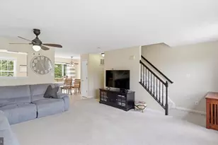 407 Clint Ln, Fredericksburg, VA 22405 - Photo 10