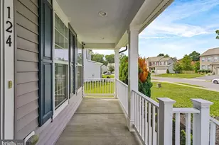 124 Regents, Stafford, VA 22554 - Photo 2