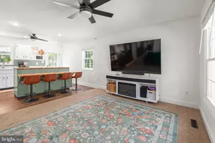 665 Holly Corner Rd, Fredericksburg, VA 22406 - Photo 10