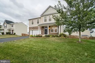 62 Charter Gate Dr, Fredericksburg, VA 22406 - Photo 1