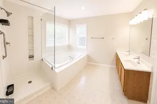 29 Palace Ln, Stafford, VA 22554 - Photo 10