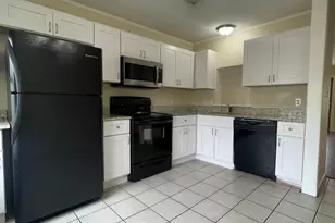 405 Windsor Ridge Ct, Fredericksburg, VA 22405 - Photo 8