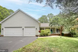 141 Revell Rd, Fredericksburg, VA 22405 - Photo 2