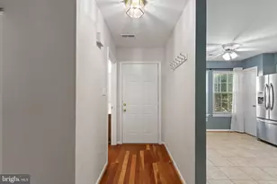 410 Wind Ridge Dr, Stafford, VA 22554 - Photo 8