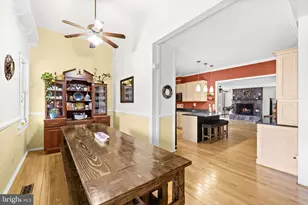 559 Holly Corner Rd, Fredericksburg, VA 22406 - Photo 4