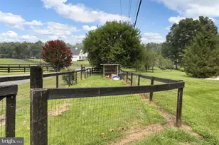 559 Holly Corner Rd, Fredericksburg, VA 22406 - Photo 18
