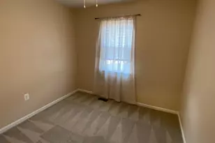 1210 Thomas Jefferson Pl, Fredericksburg, VA 22405 - Photo 6