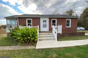 181 Truslow Rd, Fredericksburg, VA 22405 - Photo 1