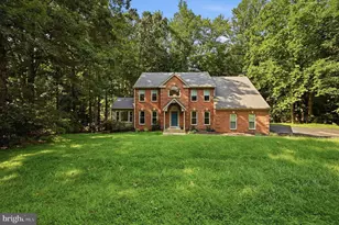 2 English Hills Dr, Fredericksburg, VA 22406 - Photo 2