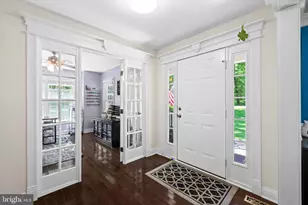 300 Sandy Ridge Rd, Fredericksburg, VA 22405 - Photo 8