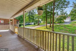 5 Huntington Dr, Fredericksburg, VA 22405 - Photo 2